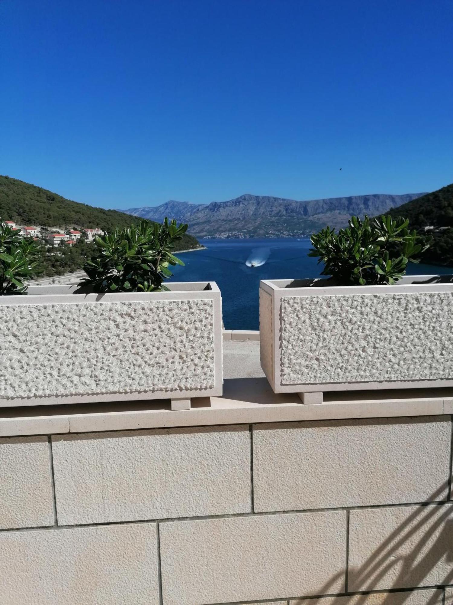 Apartman Ruzica Pucisca Exterior photo